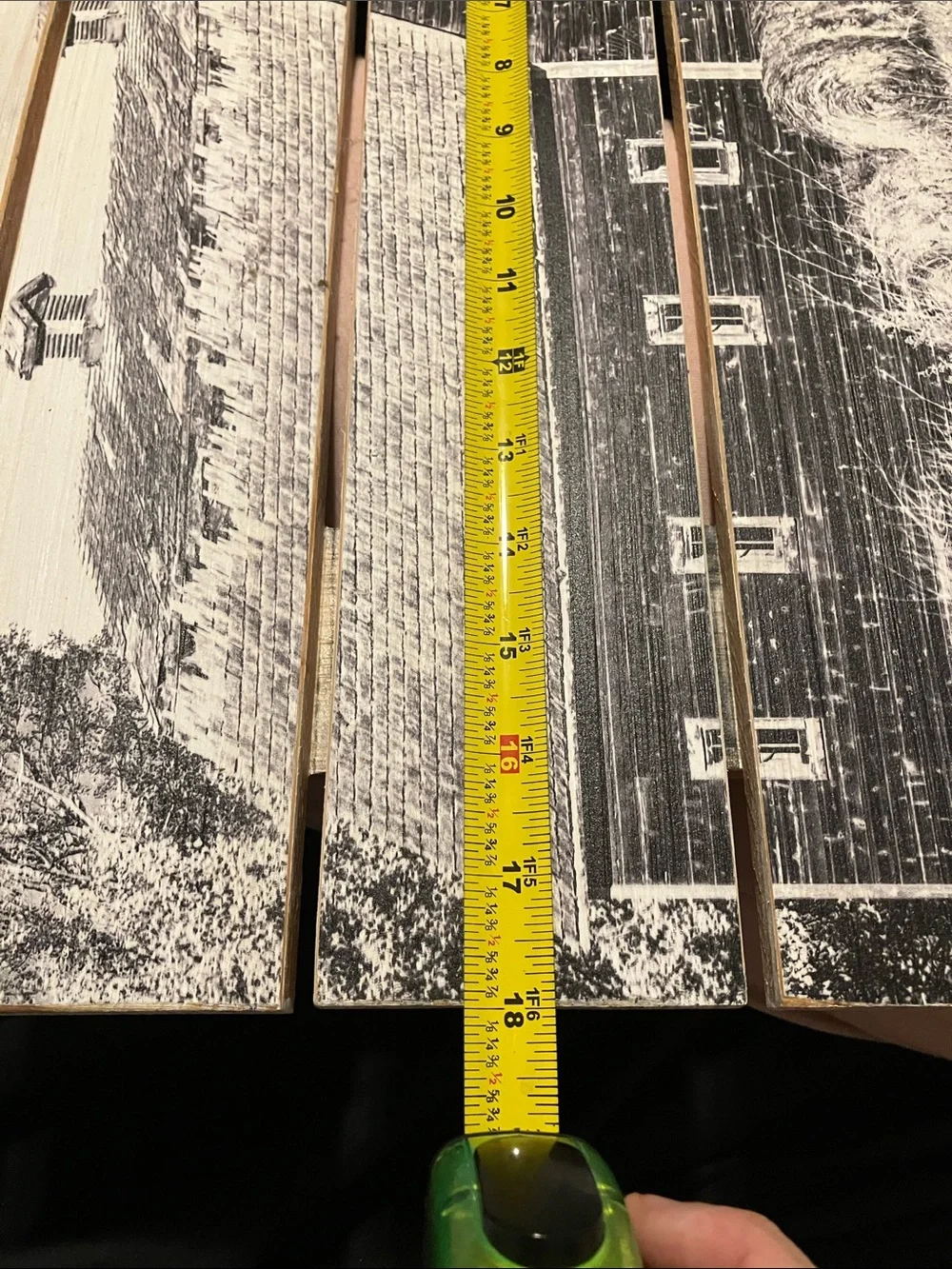 Black and White Farmhouse Barn Pallet Wall Art